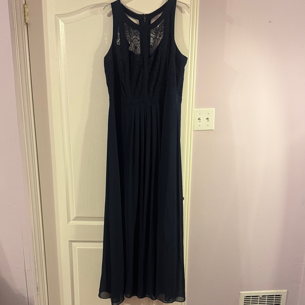 Elegant Navy Lace Top Evening Dress